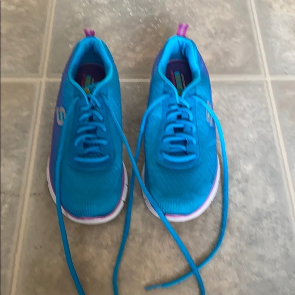 skechers gel top memory foam